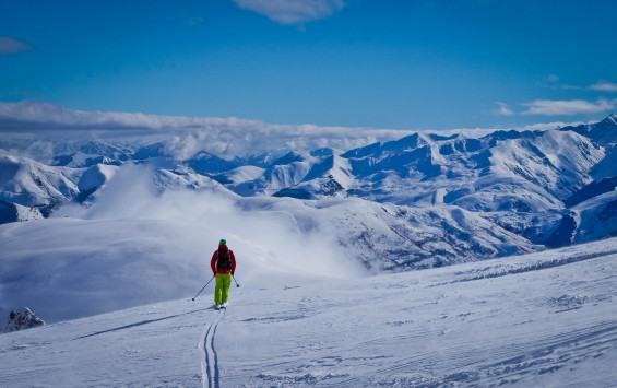 Ski hors piste dans les Pyrénées : tout savoir